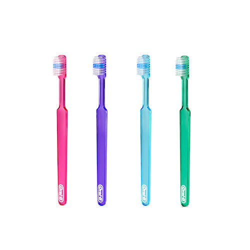 Oral-B Indicator Manual Toothbrush 20 Soft with Indicator Bristles 80345513