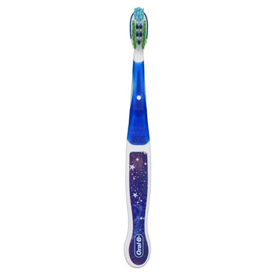 Oral-B Kids Manual Toothbrush 6+ Years - Soft CrossAction Bristles