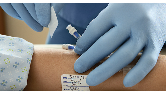 BD SmartSite 2000E Needleless Connector Negative Displacement Valve for IV Therapy, Monoport & Tri-port 2000E-1